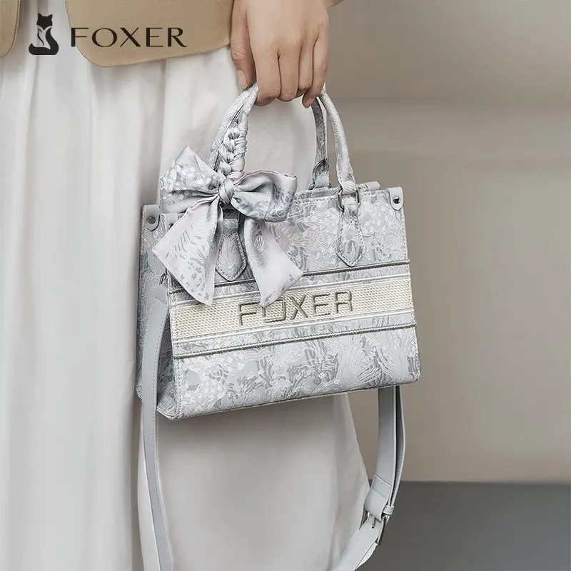Γυναικεία Τσάντα Χειρός Foxer 9165028F ασημί