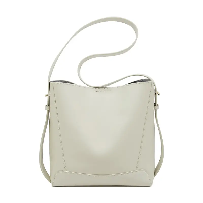 Δερμάτινη Γυναικεία Τσάντα Shopper ‘Ωμου Foxer 9136015F άσπρο Δερμάτινη Γυναικεία Τσάντα Shopper ‘Ωμου Foxer 9136015F άσπρο